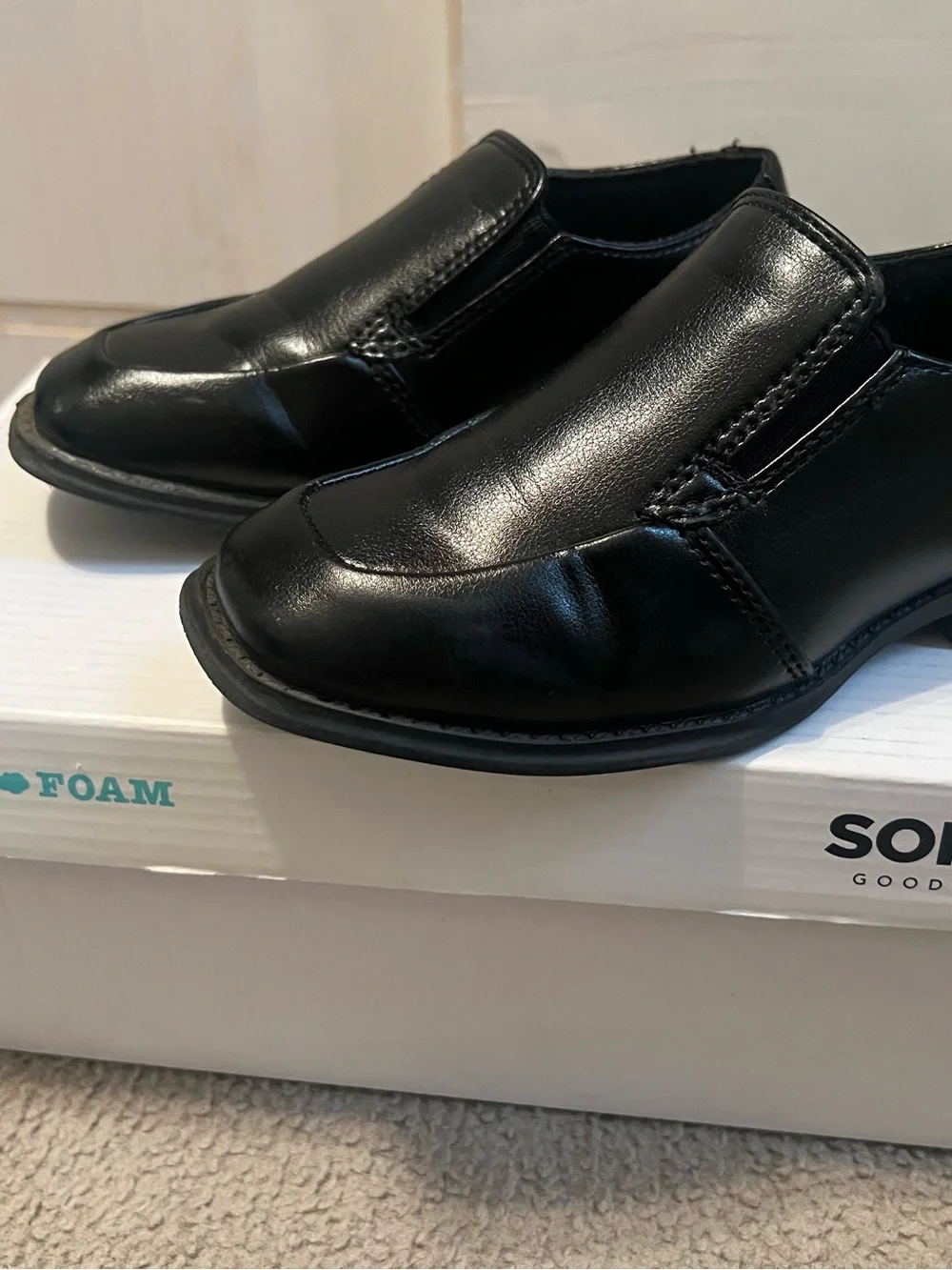 Sonoma Black Slip-On Memory Foam Loafers